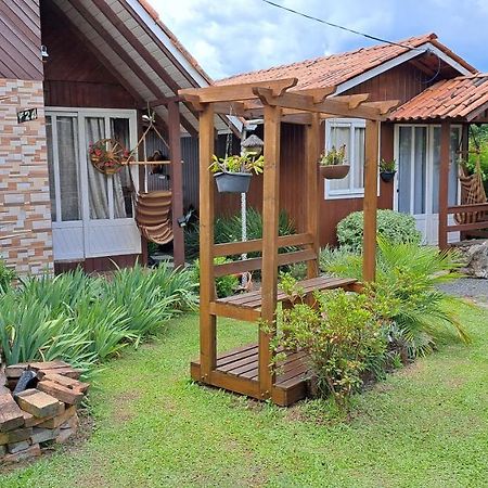 Chales Doce Luar Casas De Temporada Урубісі Екстер'єр фото